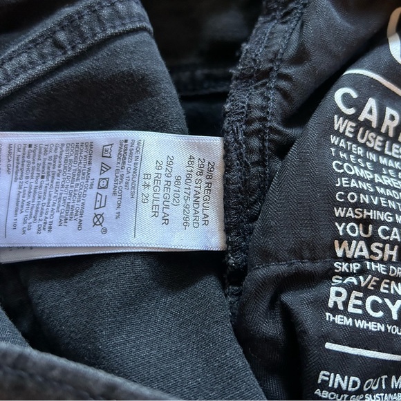Women’s black gap jeans - Picture 4 of 4